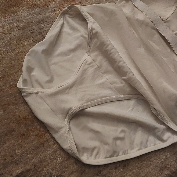 Classic Square Neck, Scoop Back Ruched One Piece Swimsuit/Body Suit - Picture 12 of 13